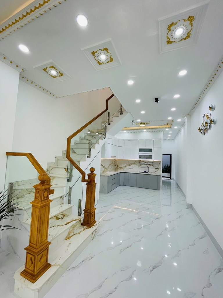 NHÀ ĐẸP BÌNH TRỊ ĐÔNG, HẺM 5M, 74M2, 2 TẦNG, NGAY TÊN LỬA, GẦN AEON BÌNH TÂN GIÁ NHỈNH 6 TỶ - Ảnh chính
